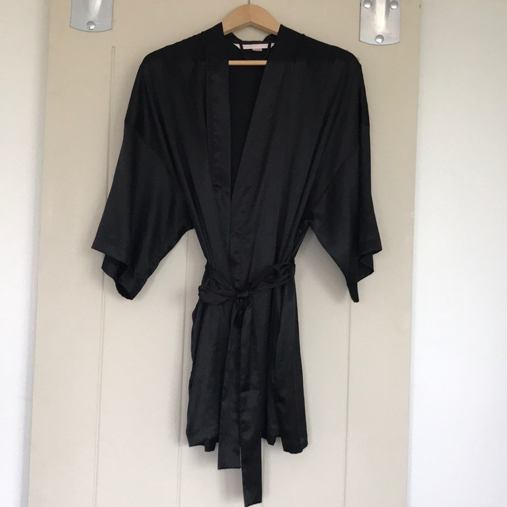 Like New! Victoria’s Secret Kimono